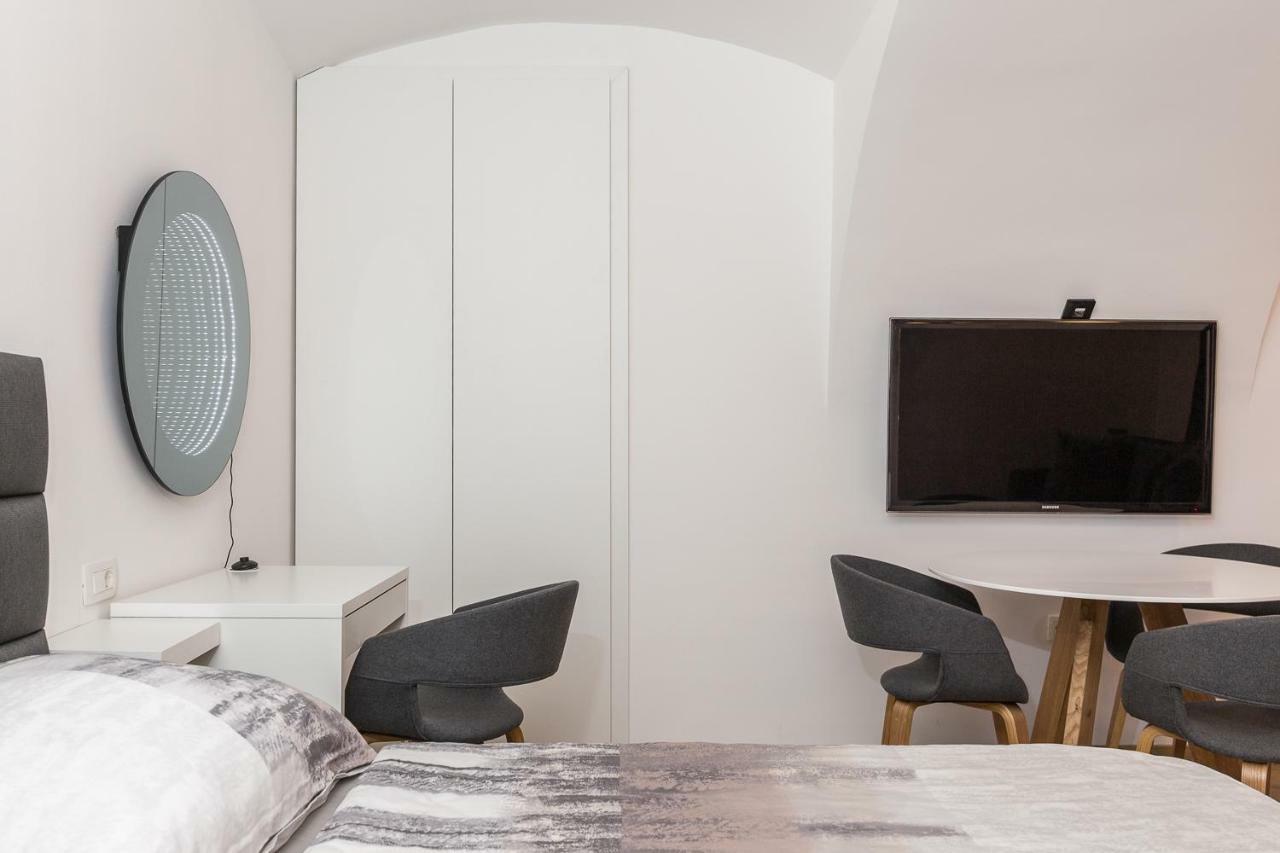 St. Marks Apartment 1 Загреб Екстериор снимка