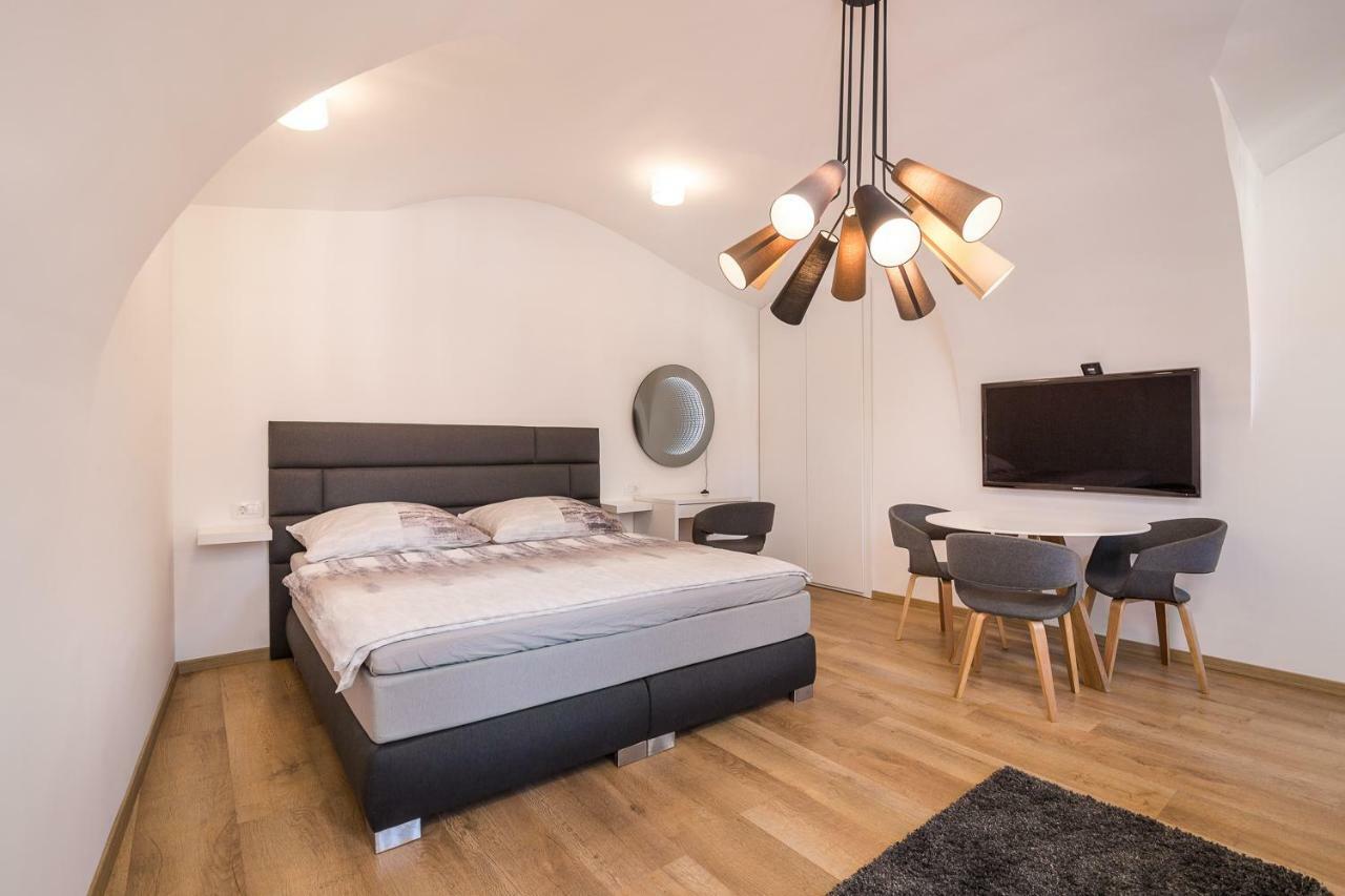 St. Marks Apartment 1 Загреб Екстериор снимка